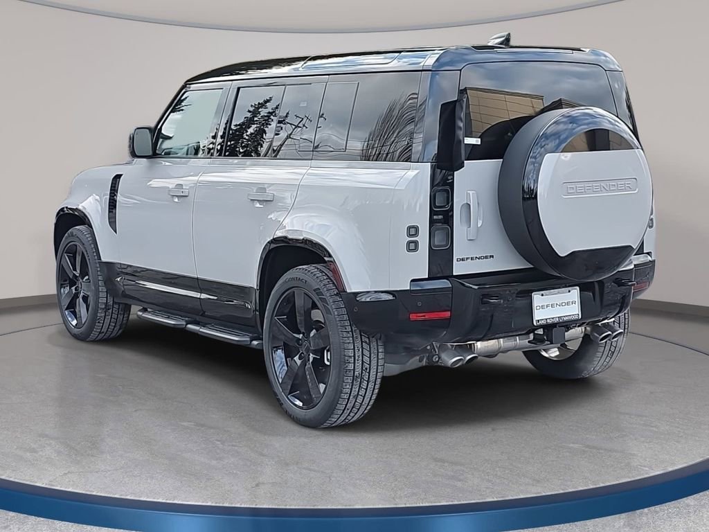 New 2026 Land Rover Defender 110 X-Dynamic SE image 7