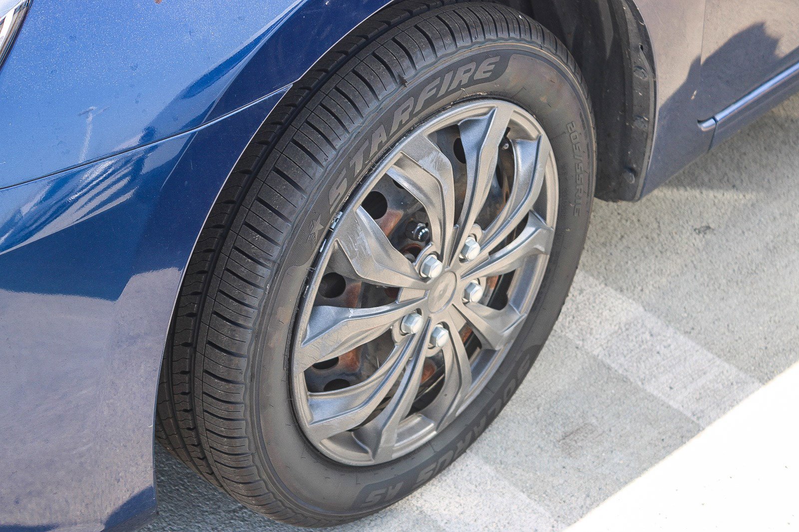 Used 2017 Nissan Sentra SV image 8