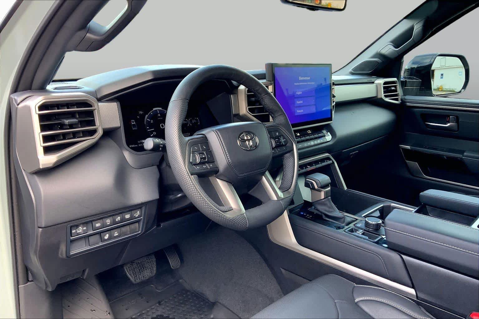 Used 2026 Toyota Tundra Limited AWD/4WD image 18