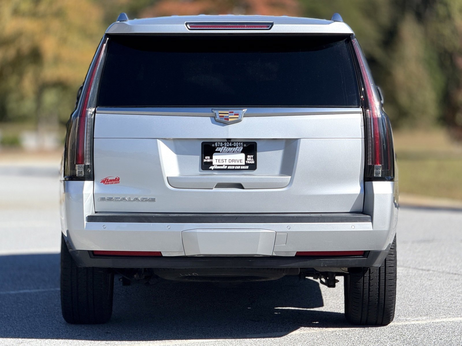 Used 2016 Cadillac Escalade 2WD image 5