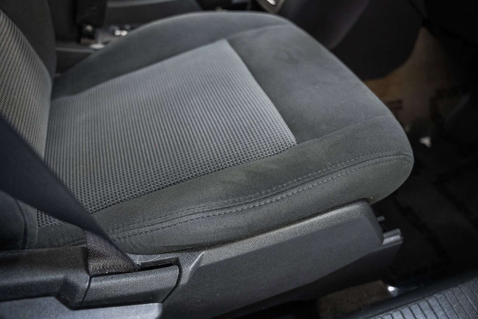 Used 2017 Jeep Patriot Latitude image 34