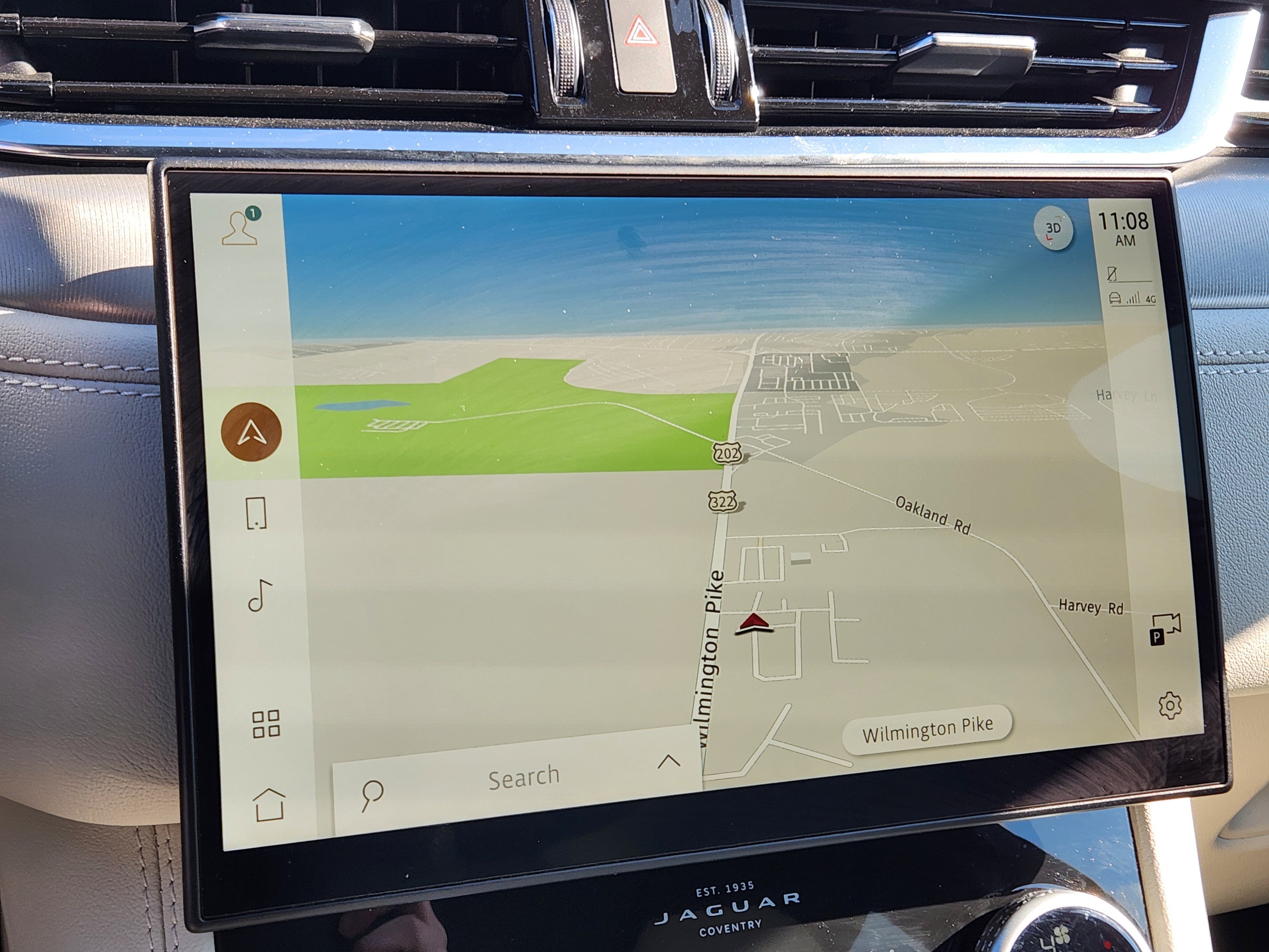 Certified 2025 Jaguar F-PACE R-Dynamic S image 22