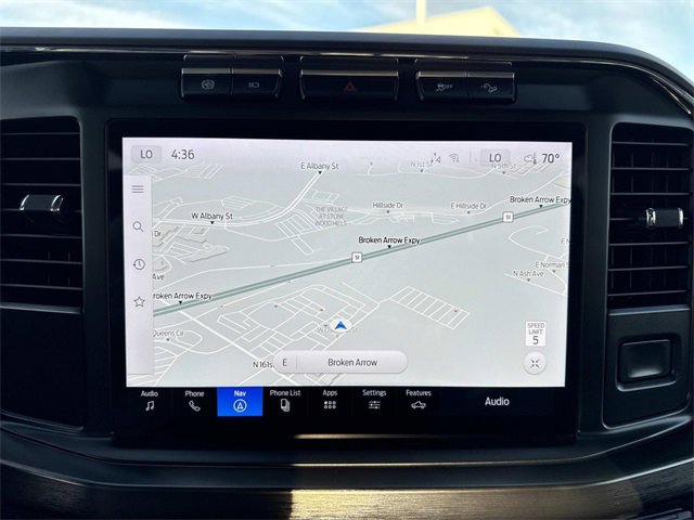 Used 2023 Ford F350 Lariat w/ Chrome Package image 4