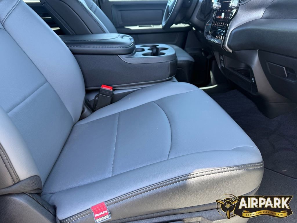 New 2026 RAM 3500 Tradesman AWD/4WD image 29