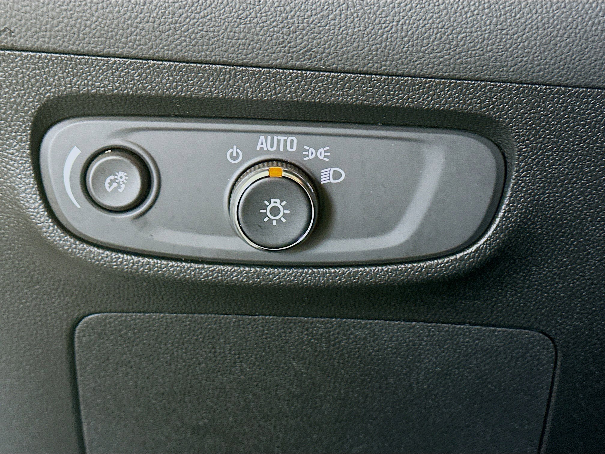 Used 2025 Buick Encore GX Preferred FWD image 17