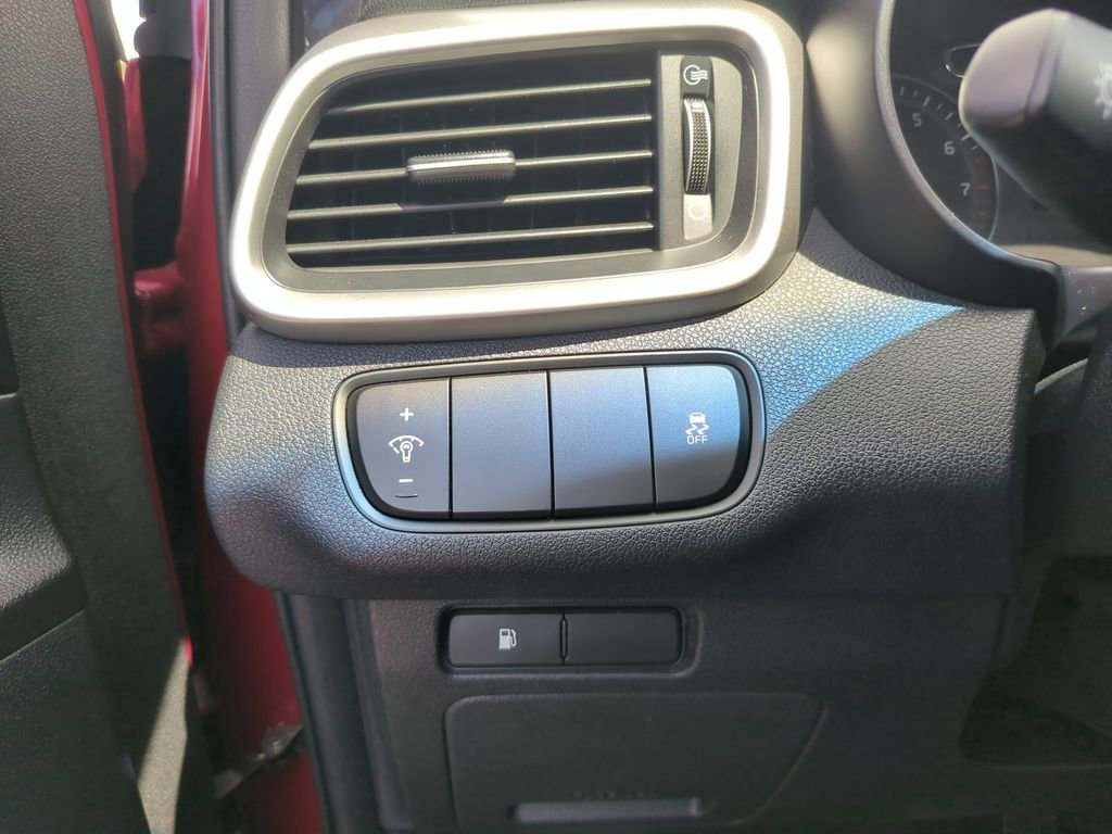 Used 2018 Kia Sorento LX image 28