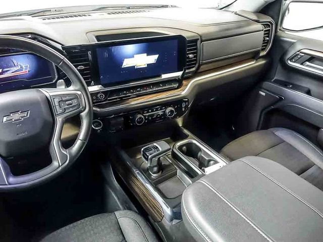 Certified 2024 Chevrolet Silverado 1500 RST w/ Convenience Package II AWD/4WD image 17
