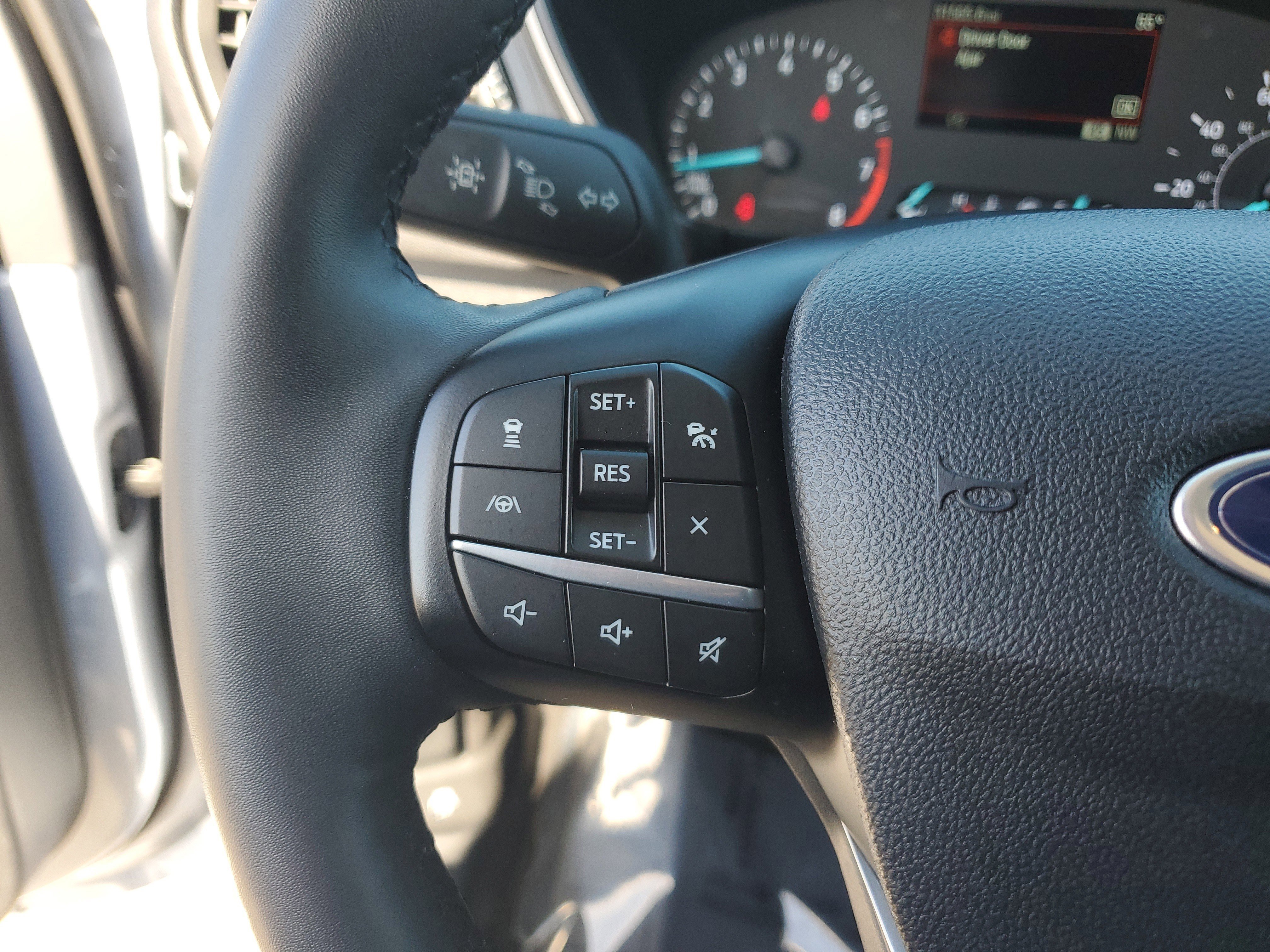 Used 2022 Ford Escape SE w/ Convenience Package image 23