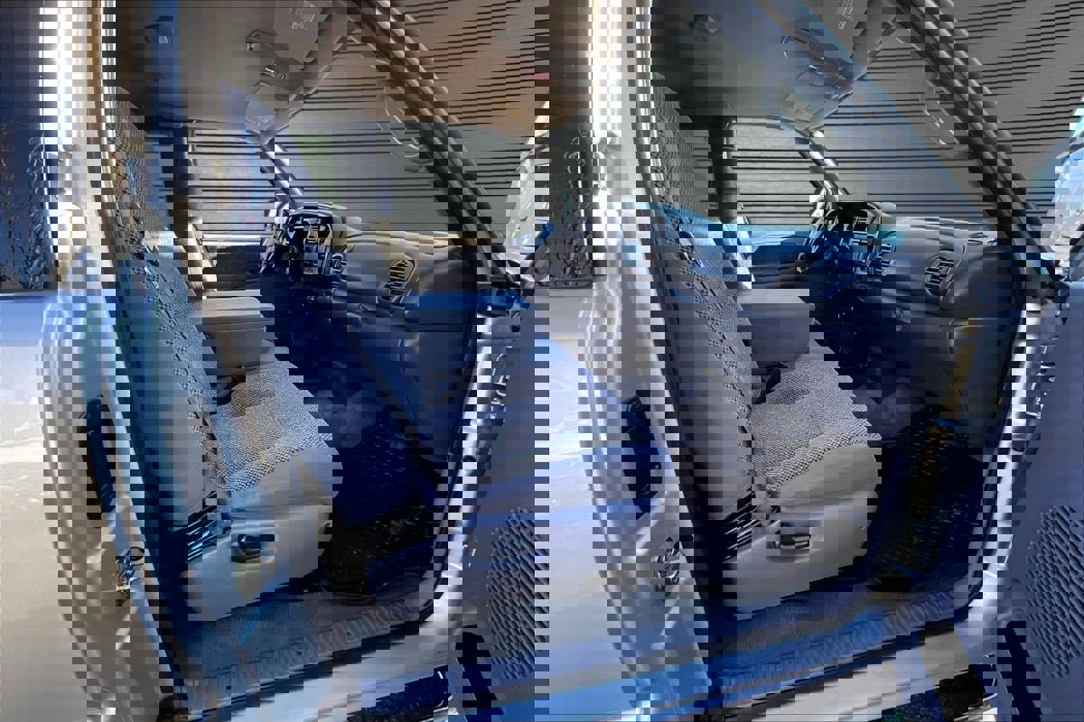 Used 2002 Dodge Ram 2500 Truck 4x4 Quad Cab image 25