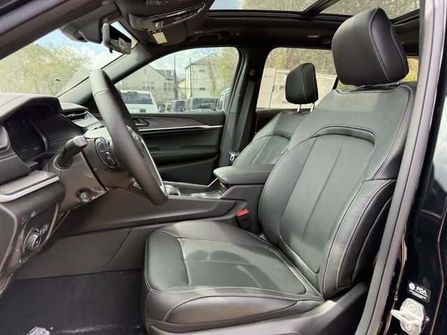 New 2026 Jeep Grand Cherokee Limited image 11