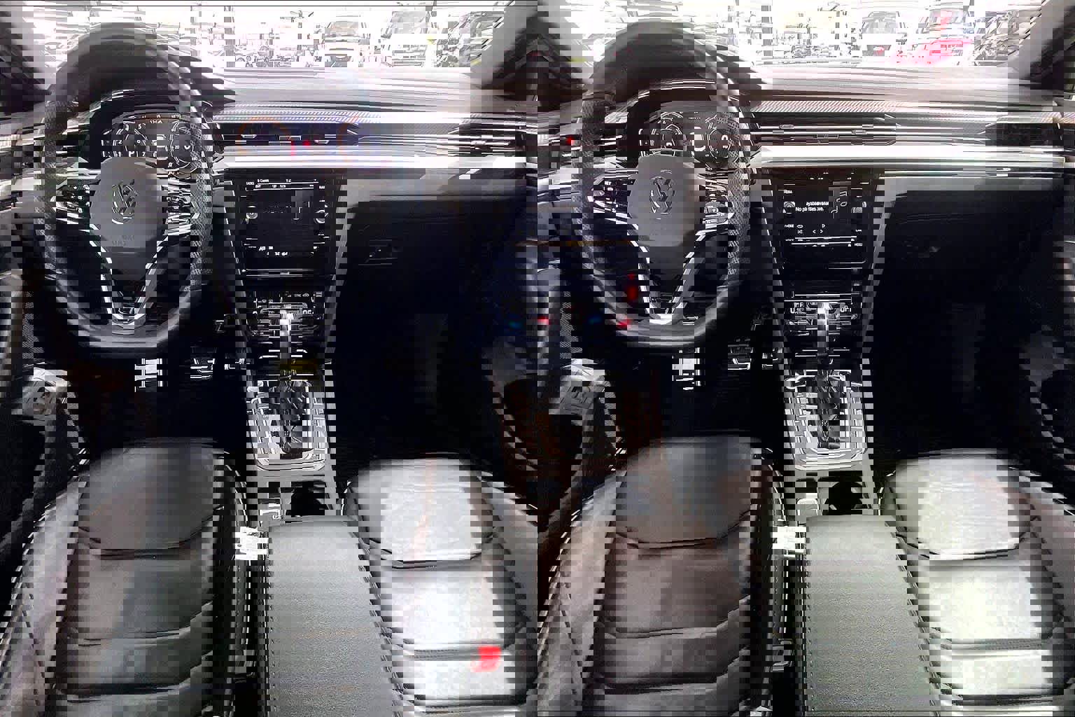 Used 2023 Volkswagen Arteon SEL w/ Arteon MDO Package image 16