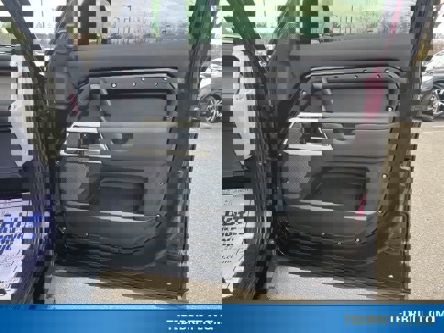 Used 2024 Land Rover Defender 110 SE AWD/4WD image 22