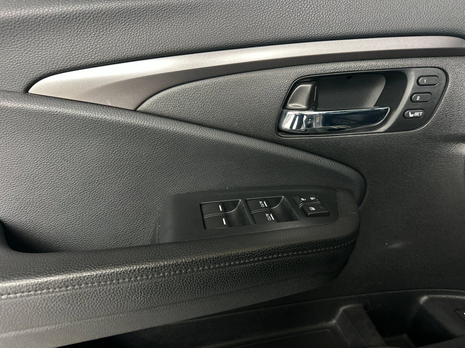 Used 2021 Honda Passport EX-L image 10