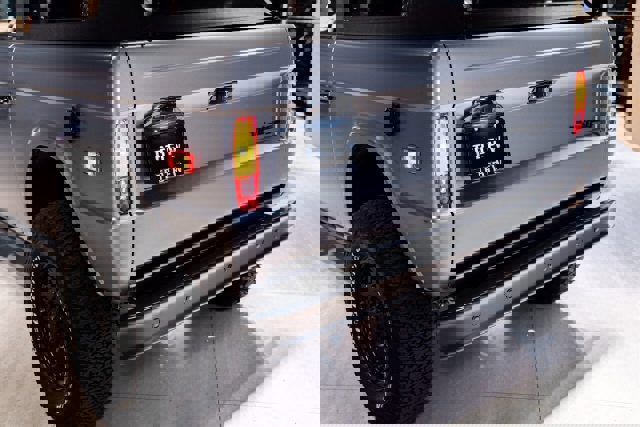 Used 2024 Ford Bronco Black Diamond image 32