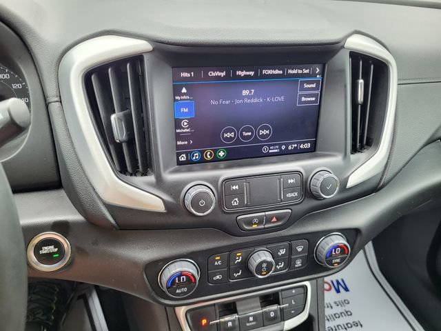 Used 2024 GMC Terrain SLT image 19