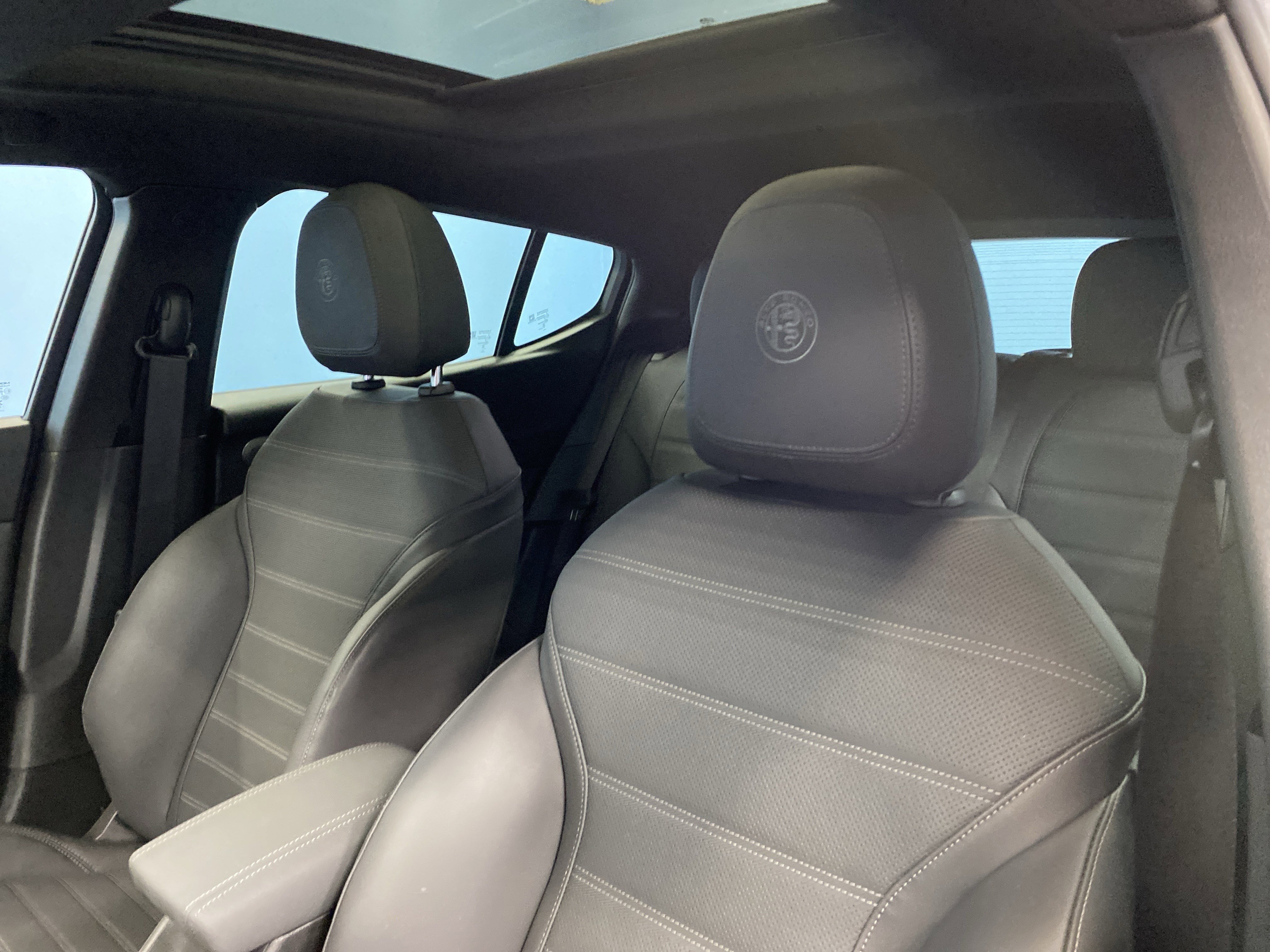 Used 2024 Alfa Romeo Tonale Veloce image 8