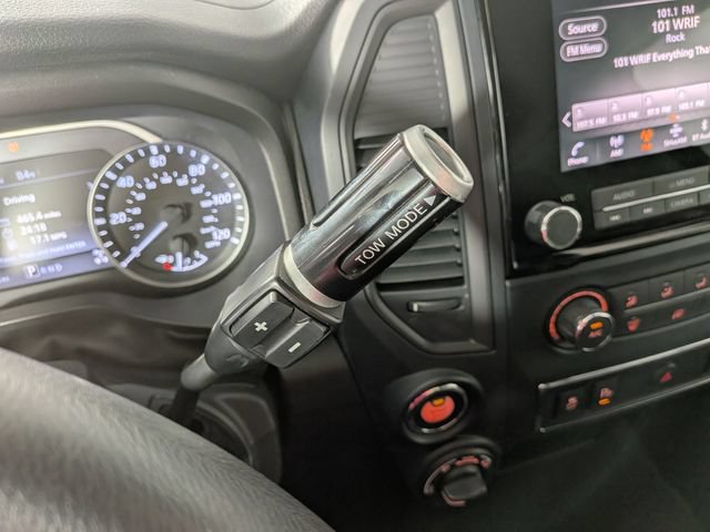 Used 2023 Nissan Titan SV AWD/4WD image 15