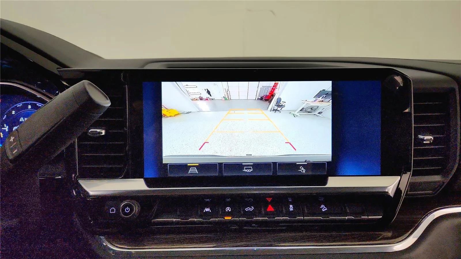 Used 2023 Chevrolet Silverado 1500 LT image 28