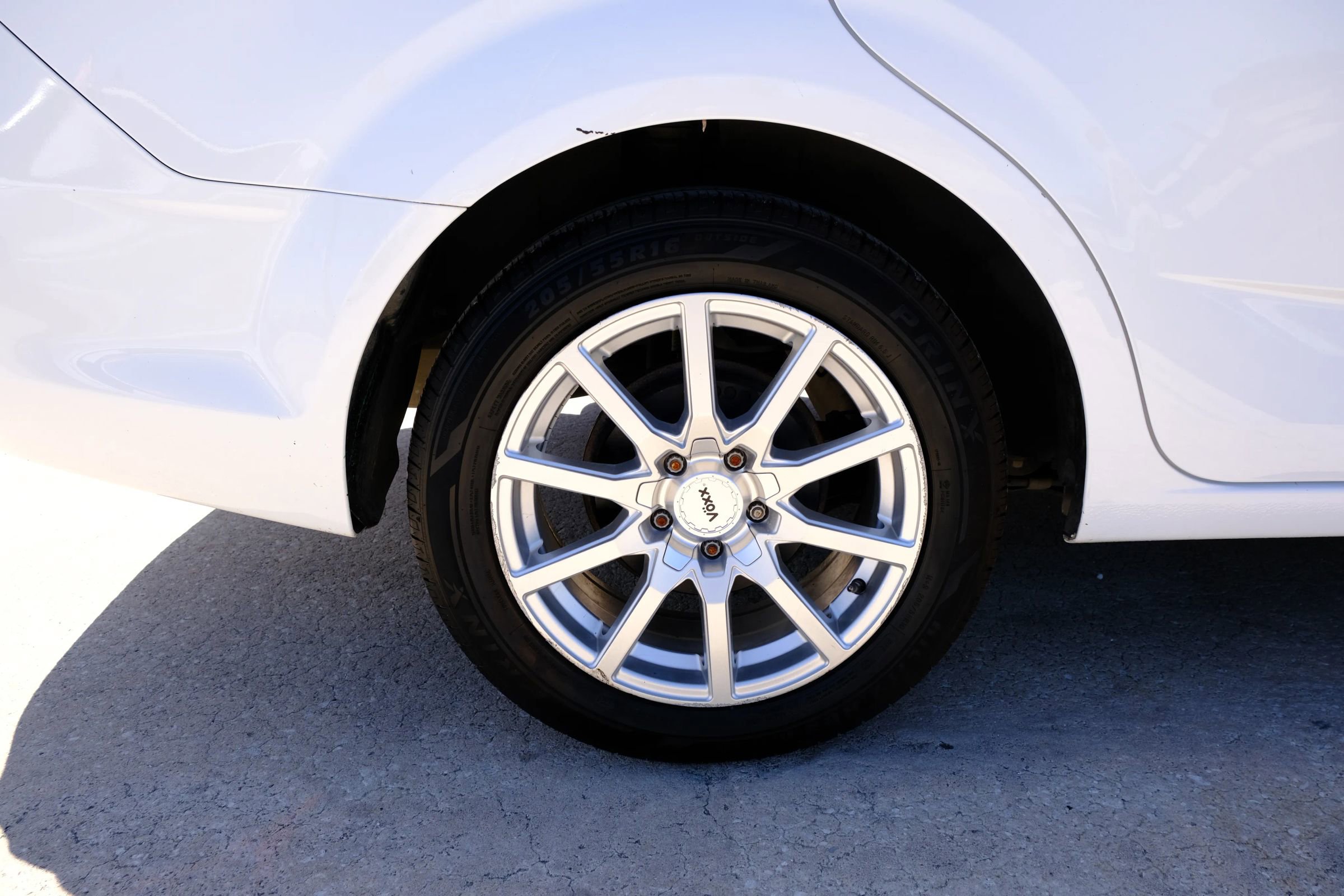 Used 2018 Chevrolet Sonic Premier w/ Driver Confidence Package FWD image 16