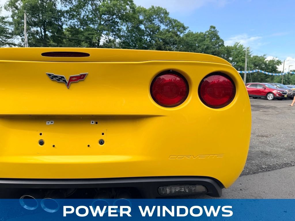 Used 2011 Chevrolet Corvette Grand Sport RWD image 12