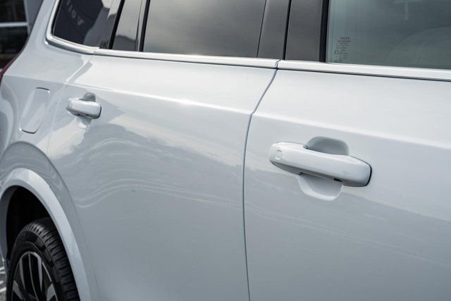 New 2026 Volvo XC90 B6 Ultra w/ Protection Package Premier image 15