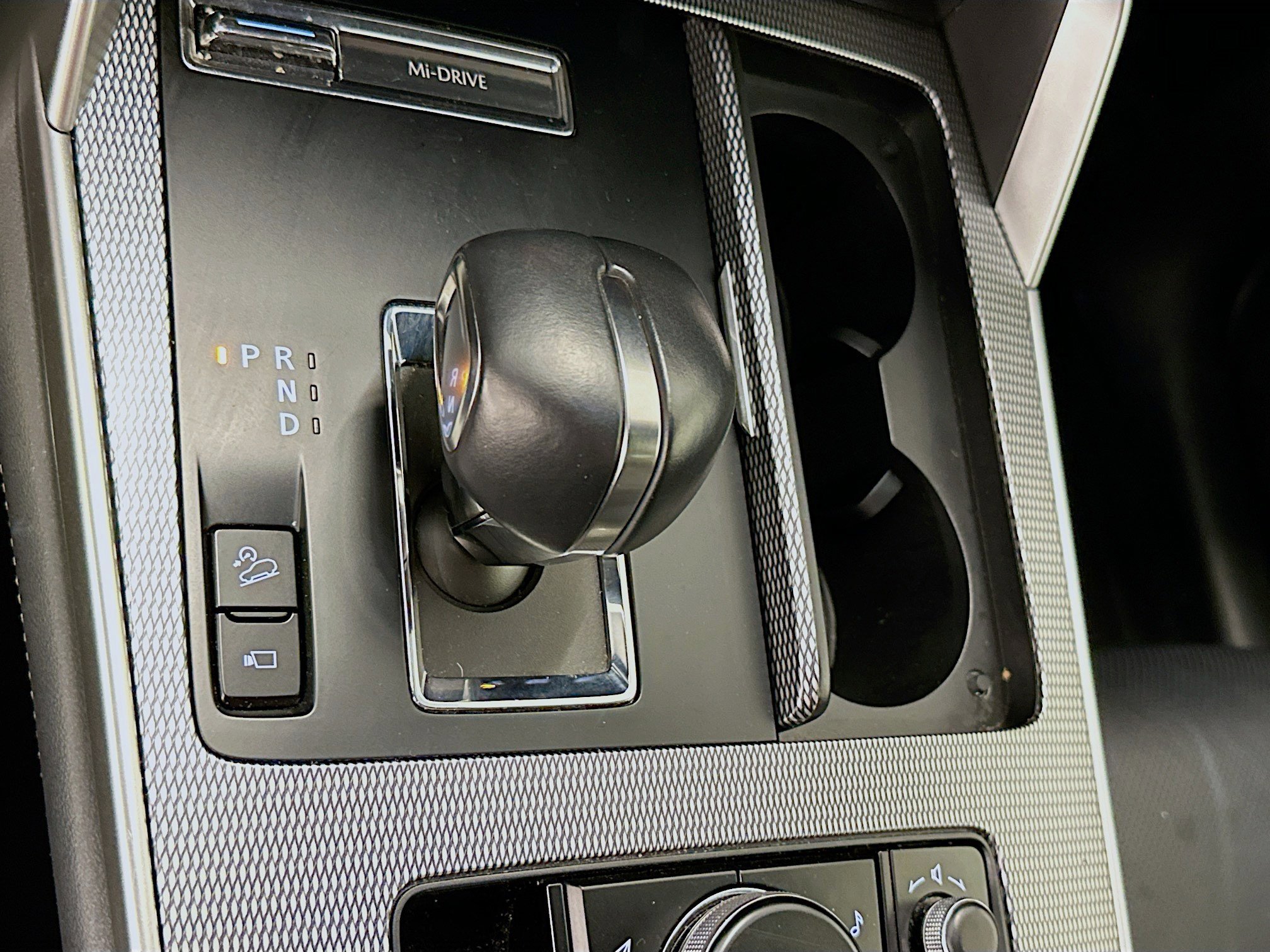 Used 2025 MAZDA CX-90 3.3 Turbo w/ Premium Plus Pkg image 25