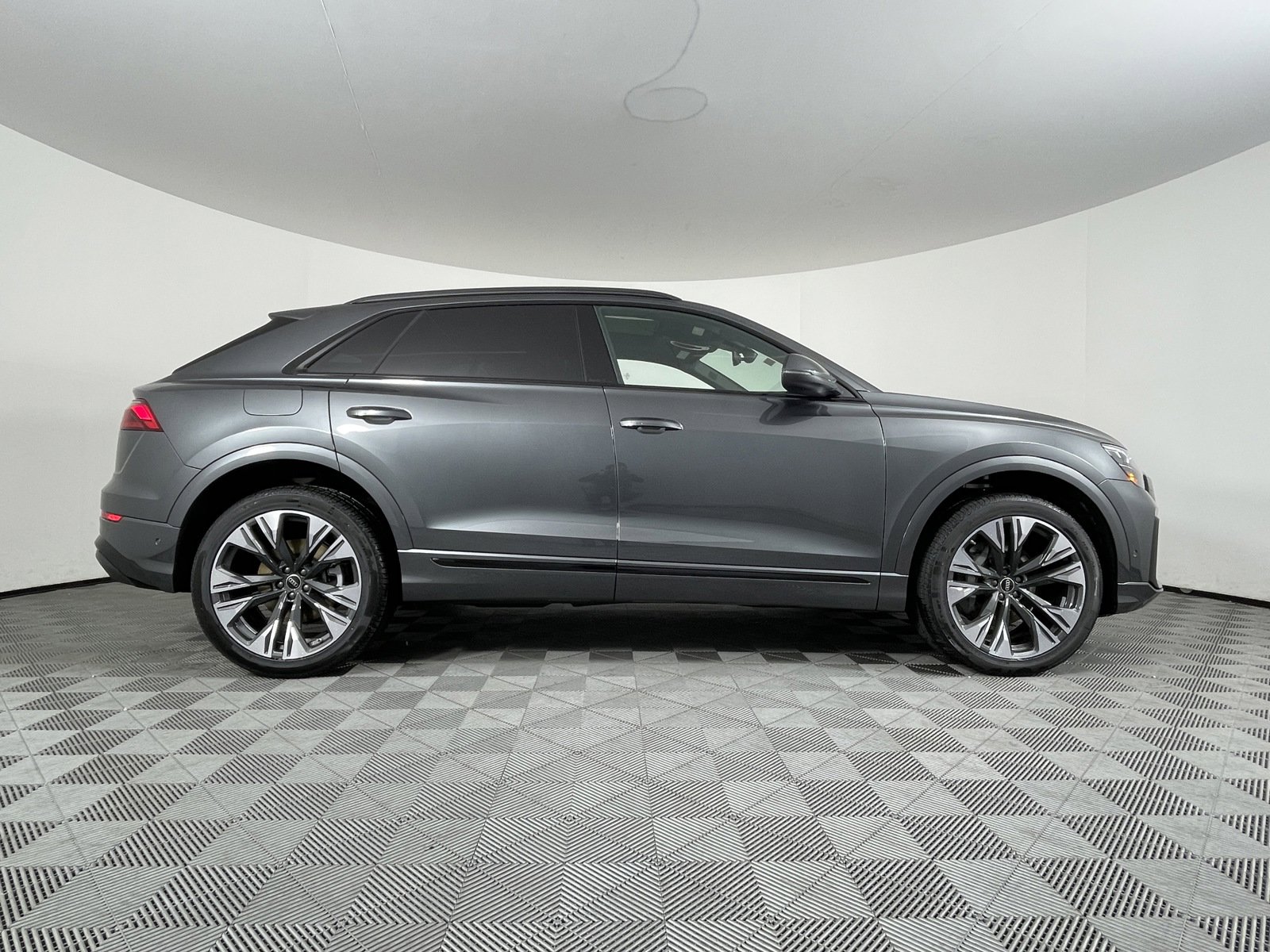 New 2025 Audi Q8 Premium Plus image 11