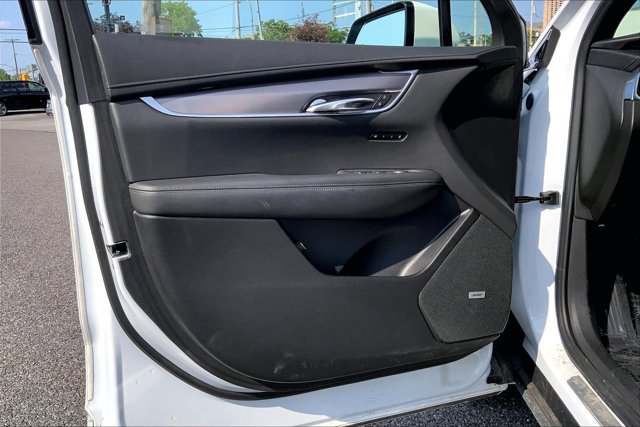 Used 2024 Cadillac XT6 Luxury w/ LPO, Floor Liner Package AWD/4WD image 23