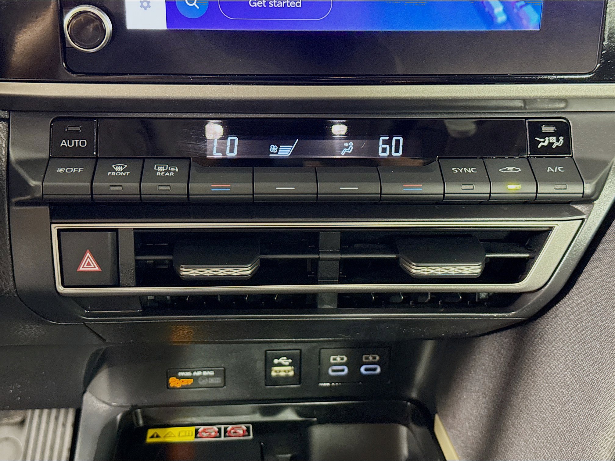 Used 2025 Toyota Camry LE w/ Convenience Package FWD image 17