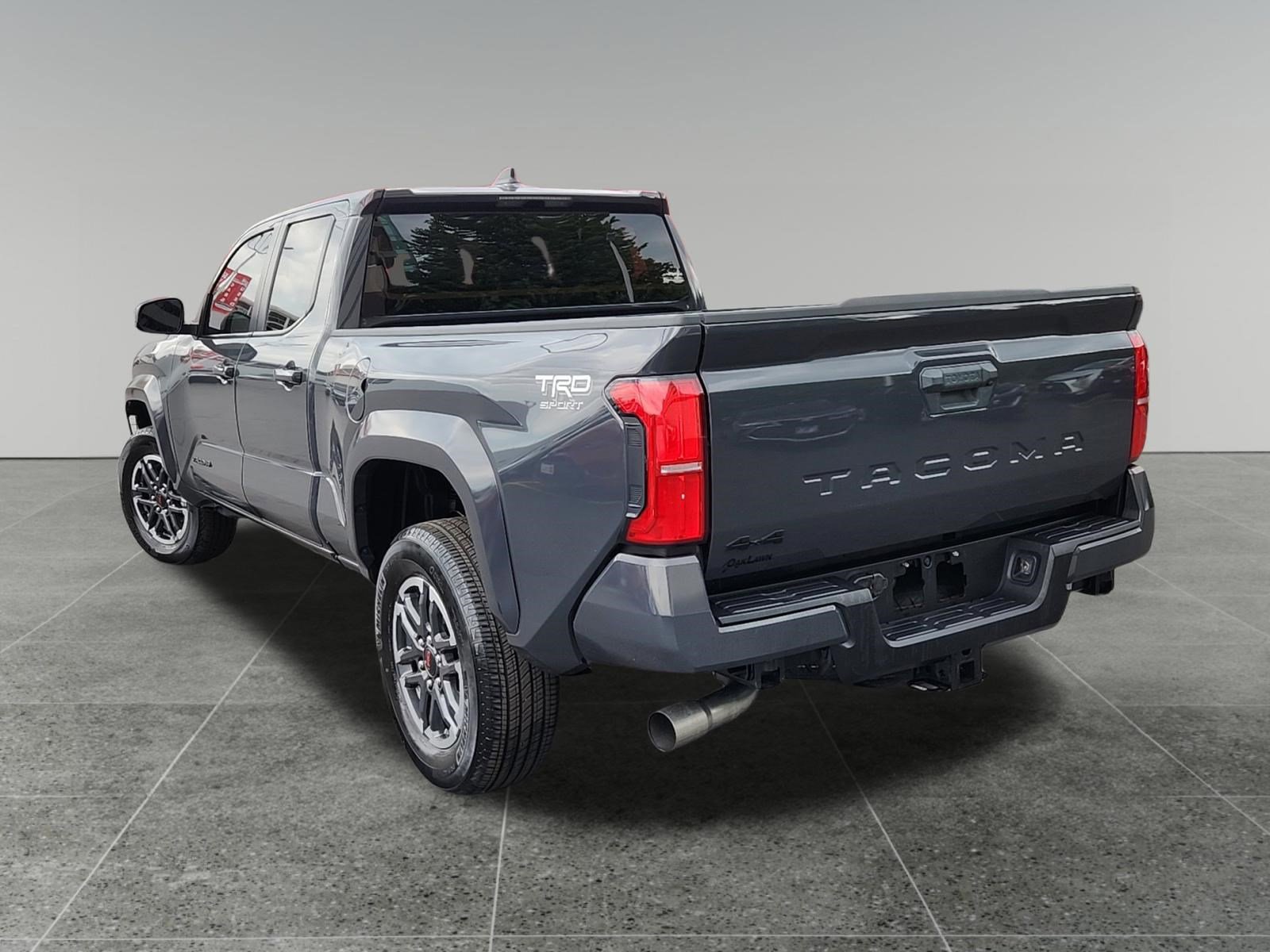 Certified 2024 Toyota Tacoma TRD Sport AWD/4WD image 5