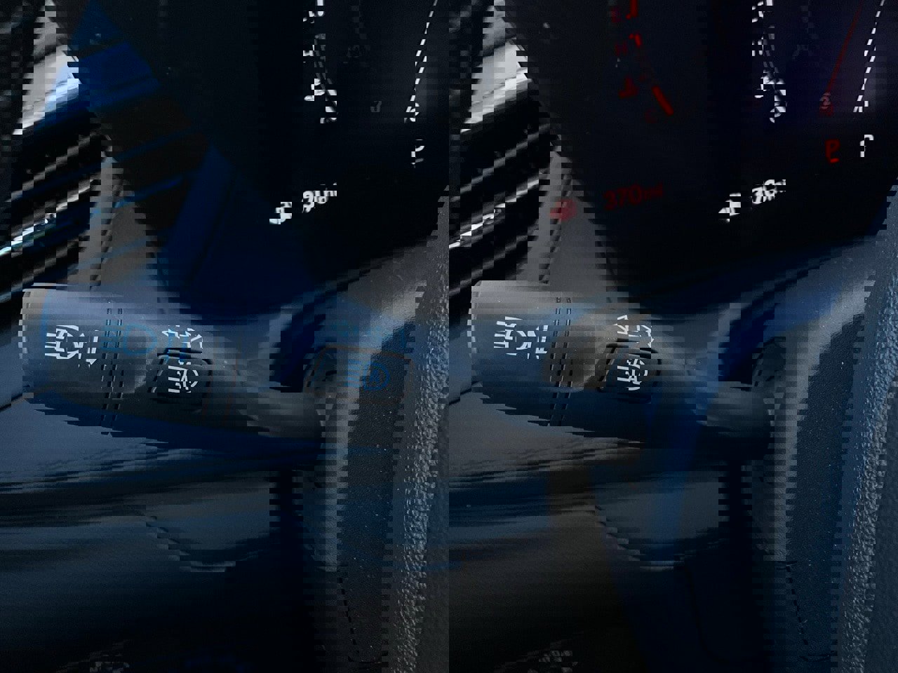 Used 2025 Buick Encore GX Preferred image 34