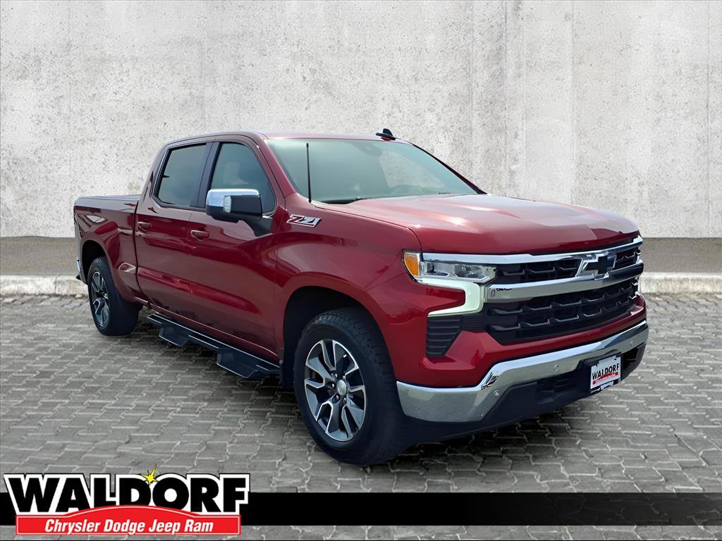 Used 2024 Chevrolet Silverado 1500 LT
