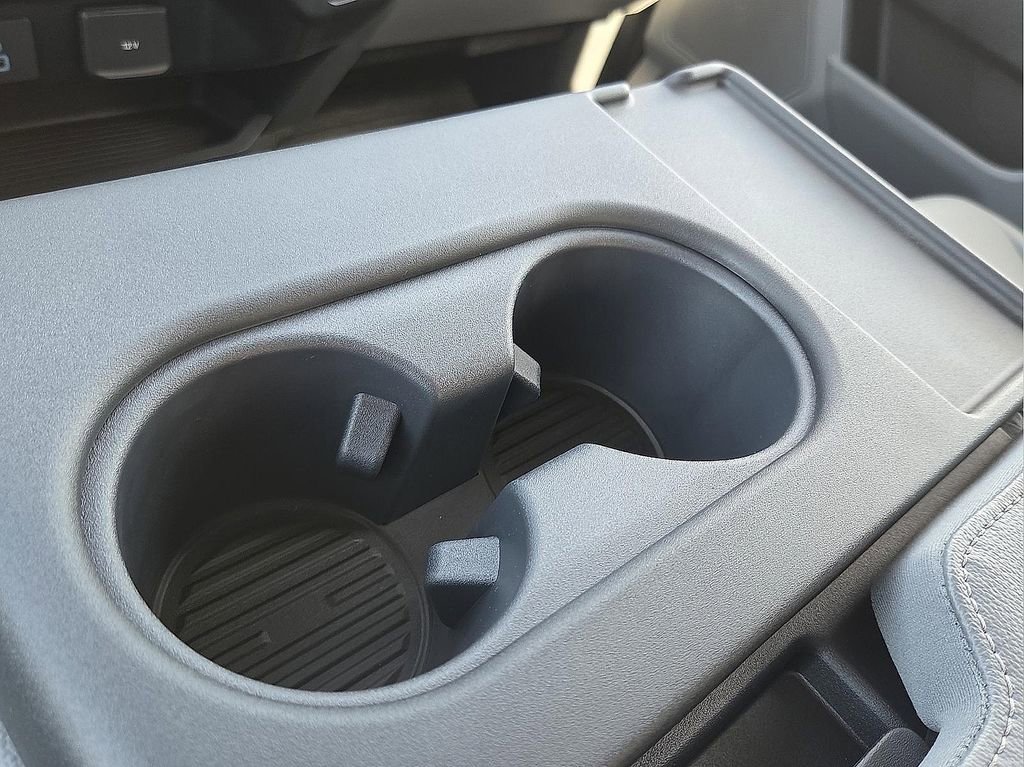 New 2026 Ford F350 XL w/ XL Chrome Package image 18