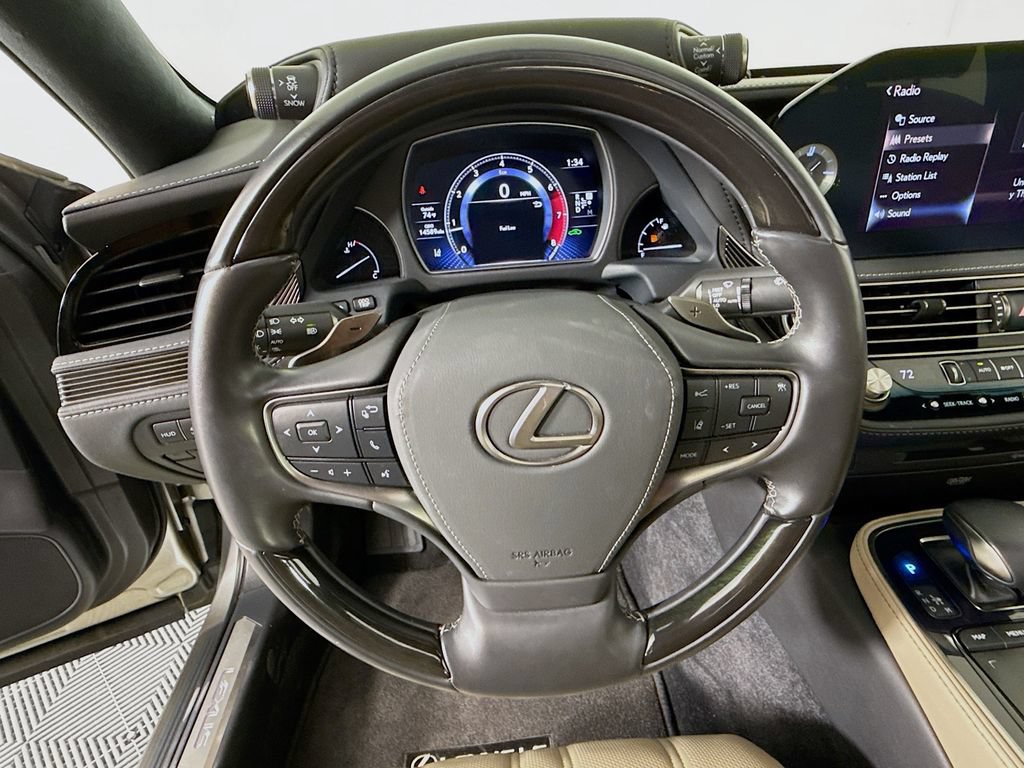 Certified 2022 Lexus LS 500 w/ Interior Upgrade Package RWD image 11