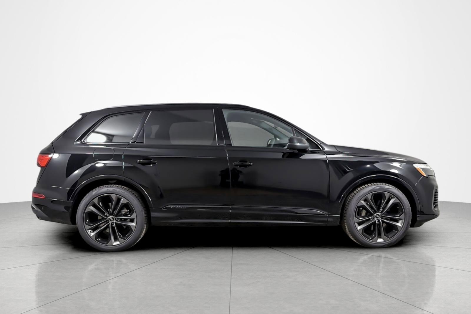 New 2026 Audi Q7 3.0T Premium Plus AWD/4WD image 7