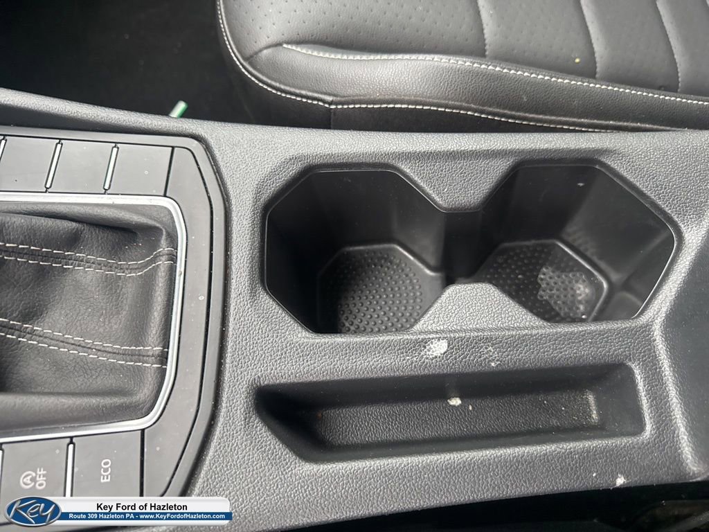 Used 2024 Volkswagen Jetta SE image 37