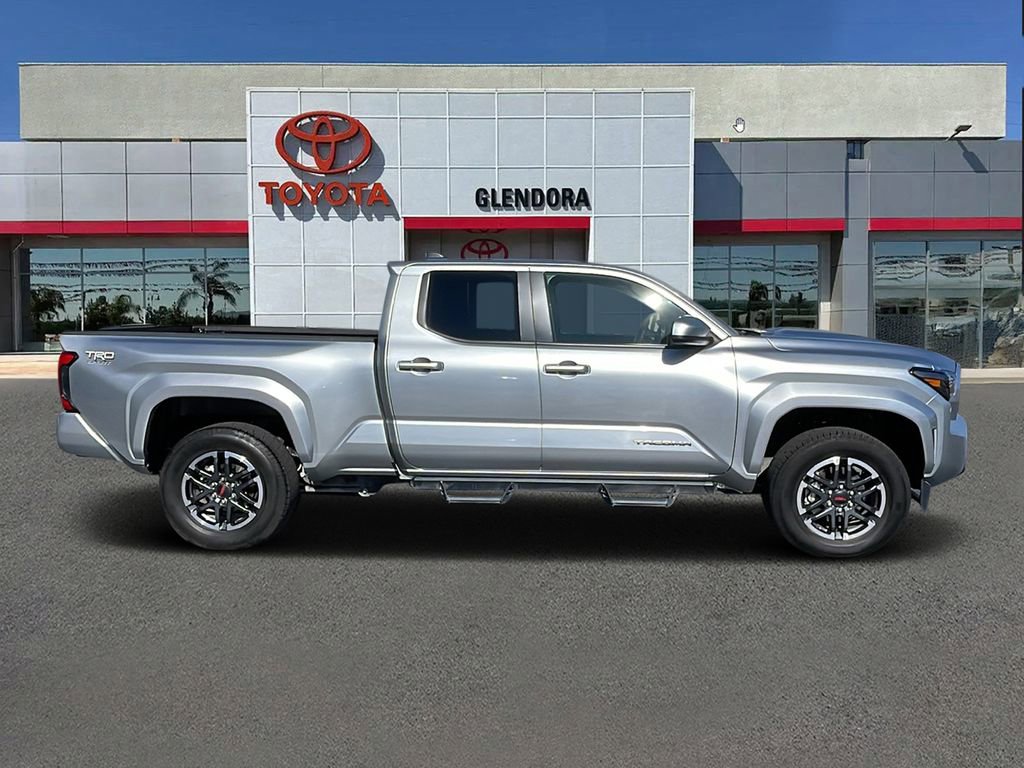 Certified 2025 Toyota Tacoma TRD Sport image 2