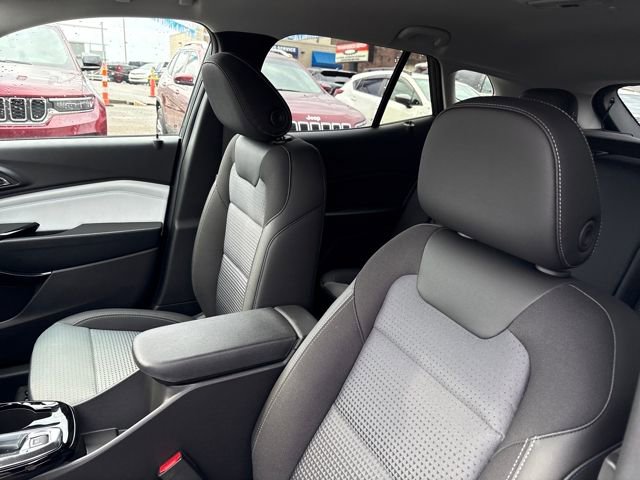 New 2026 Chevrolet Trax LT w/ Midnight Edition image 9