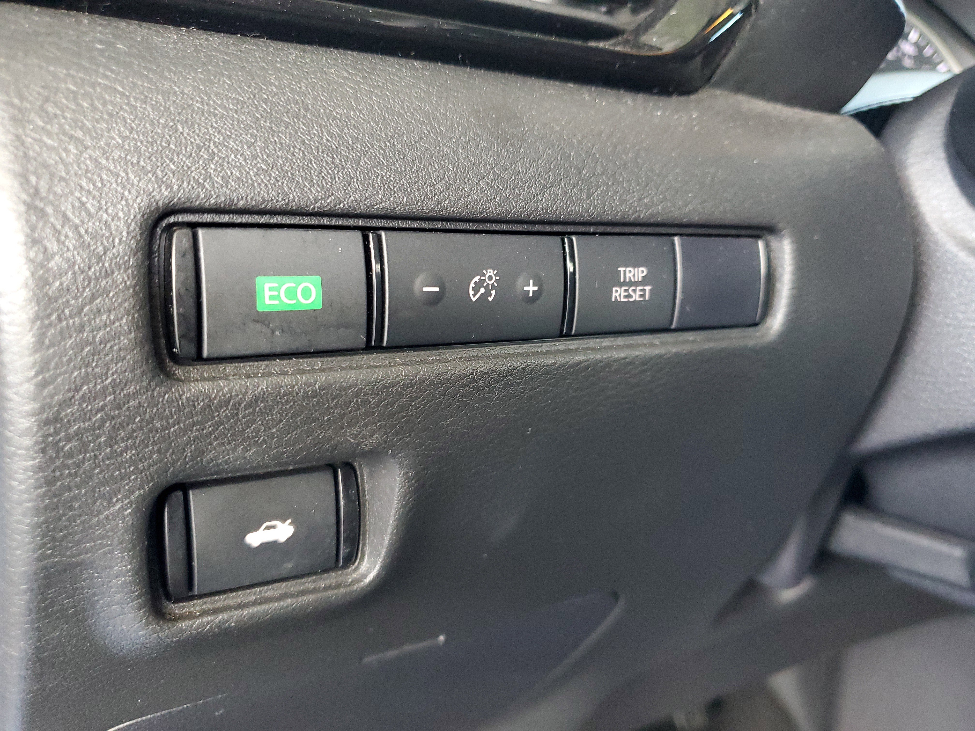 Used 2024 Nissan Sentra SV image 21