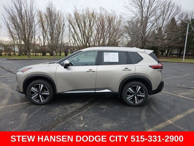 Used 2023 Nissan Rogue SL AWD/4WD image 1