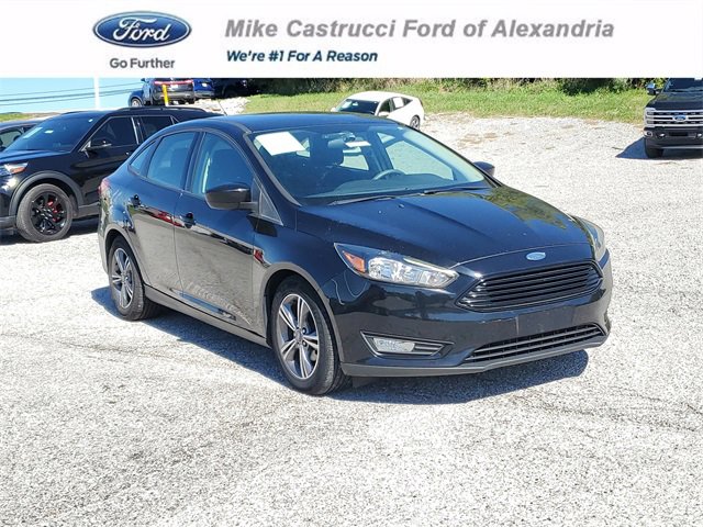 Used 2018 Ford Focus SE w/ SE Appearance Package video 1