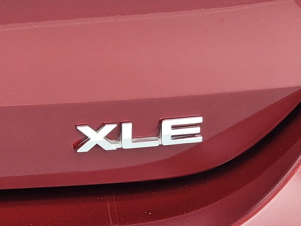 Certified 2026 Toyota Highlander XLE AWD/4WD image 10