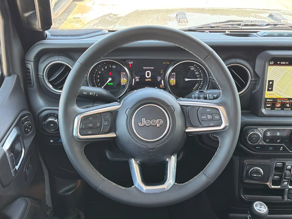 Used 2023 Jeep Wrangler Unlimited Sahara w/ Cold Weather Group AWD/4WD image 21