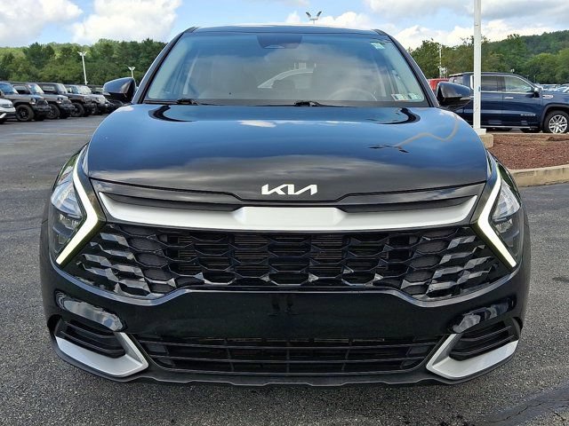 Used 2023 Kia Sportage EX FWD image 2