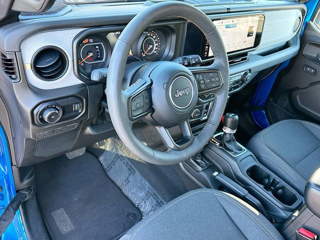 Used 2024 Jeep Wrangler Sport S image 9