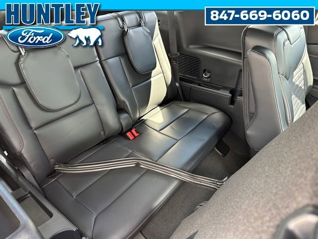 Used 2025 Ford Explorer ST-Line w/ Premium Package image 11