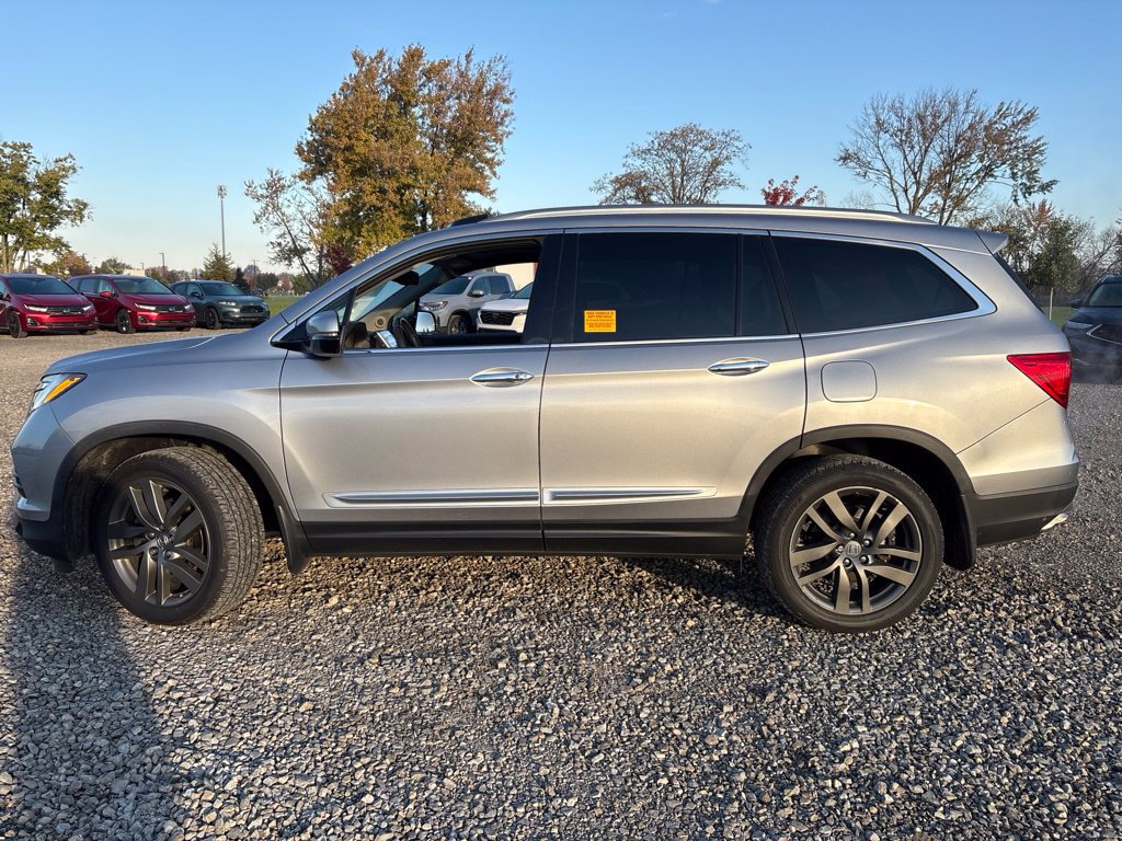 Used 2017 Honda Pilot Touring image 9