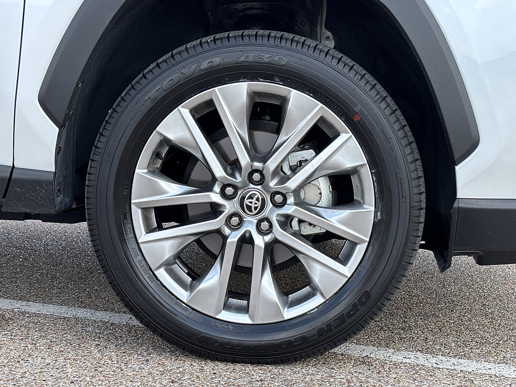 Certified 2025 Toyota RAV4 XLE Premium FWD image 9