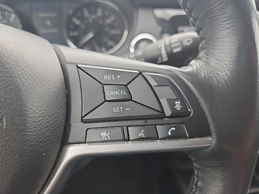 Used 2018 Nissan Rogue SL image 20