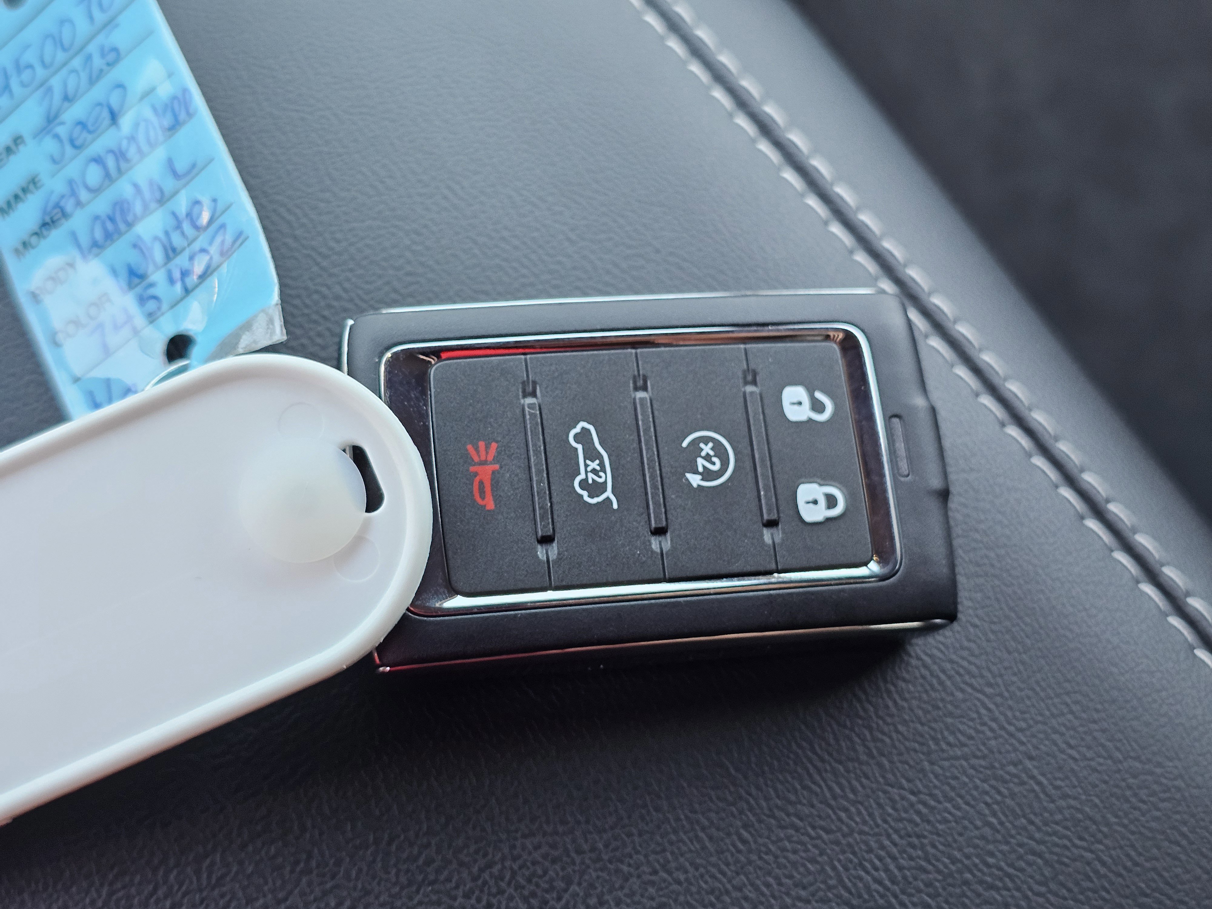 New 2025 Jeep Grand Cherokee L Altitude image 34